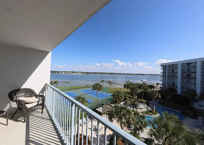 Apartment Surf And Racquet Club - Great Pool - Bring Your Boat - Easy Access